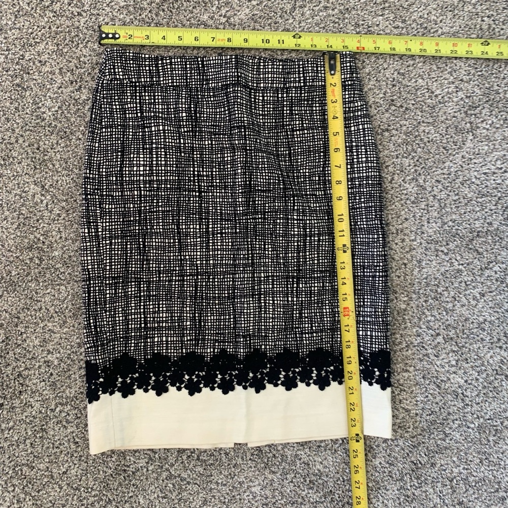 Talbots Black and Cream Pencil Skirt